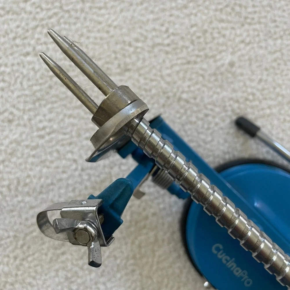 CucinaPro Apple Peeler Corer Slicer Blue Suction Base Hand Crank‎ Kitchen Tool